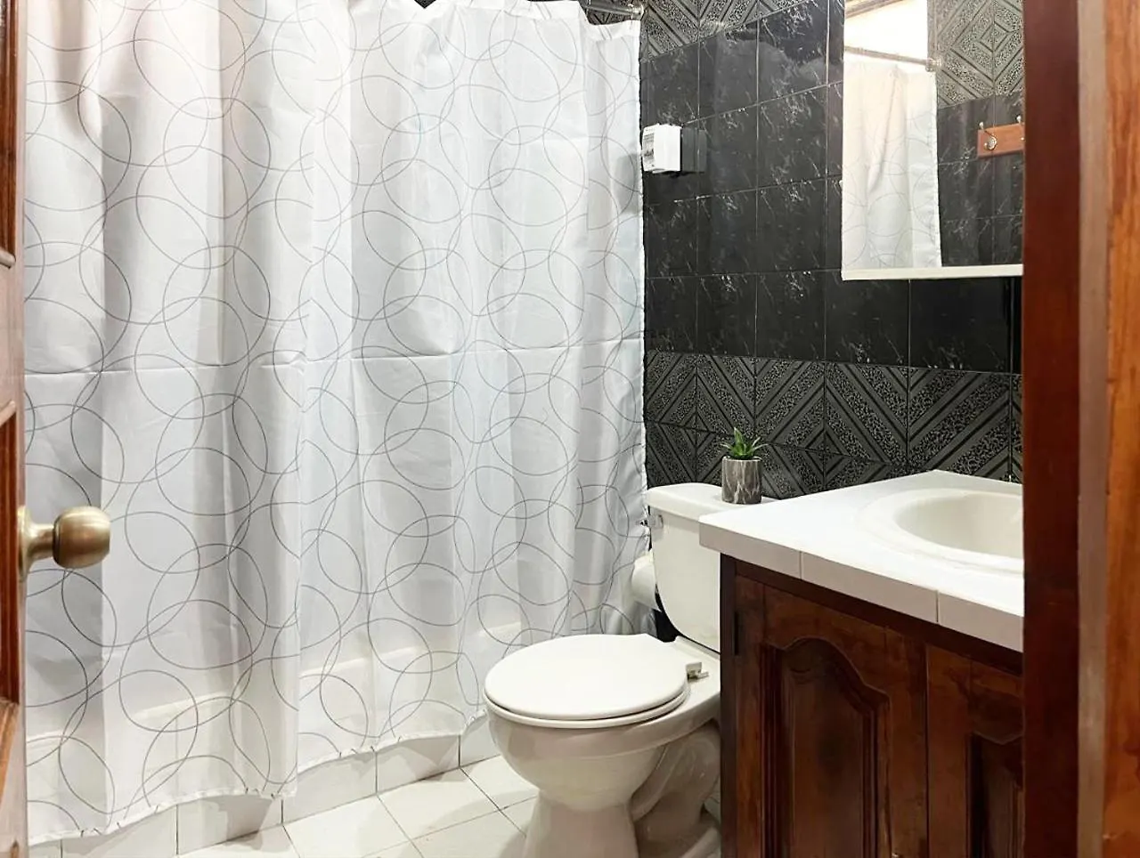 Suite Con Excelente Ubicacion Cuenca