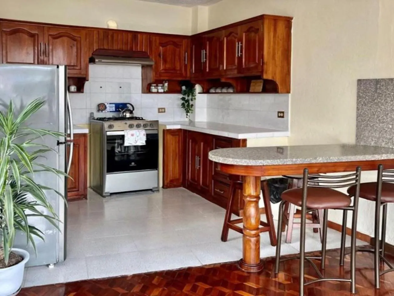 Suite Con Excelente Ubicacion Cuenca Apartamento